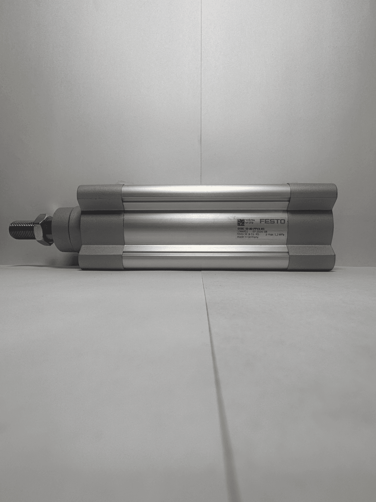 DSBC-80-50-PPVA-N3 — etiqueta SKU Festo, AZ Control Monterrey